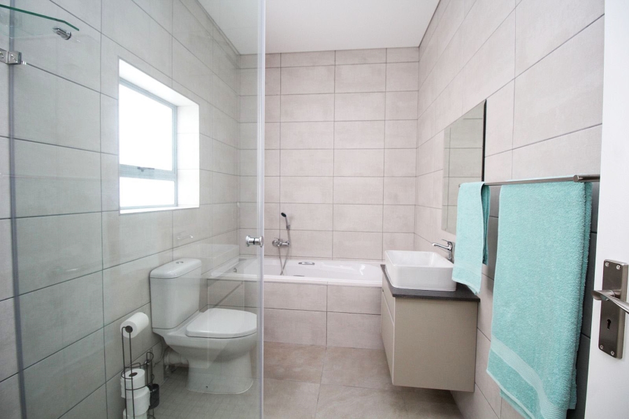 3 Bedroom Property for Sale in Blue Lagoon Western Cape